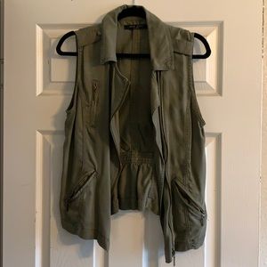 Max Jeans M olive green vest